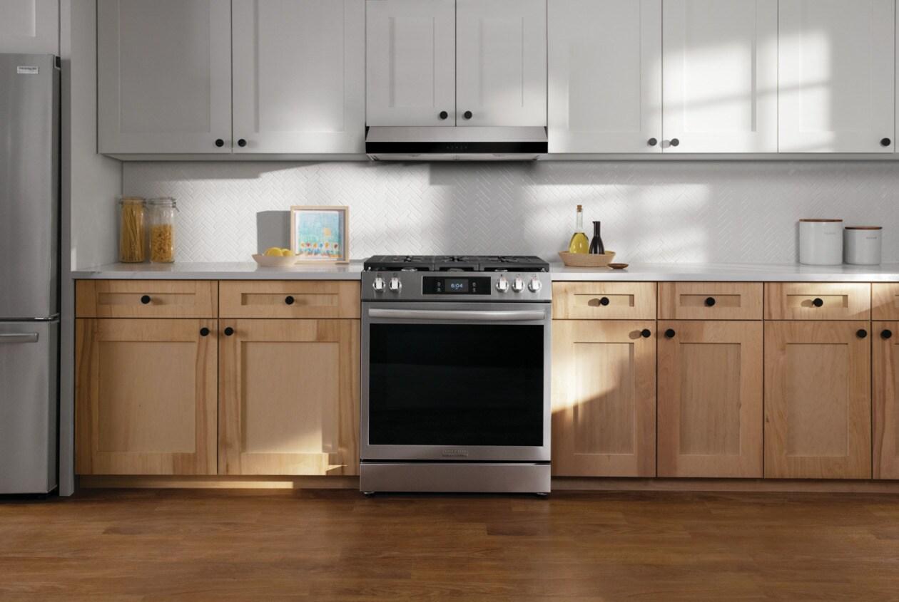 Frigidaire FCVW3062AS Frigidaire Undercabinet 30" Ventilation Hood