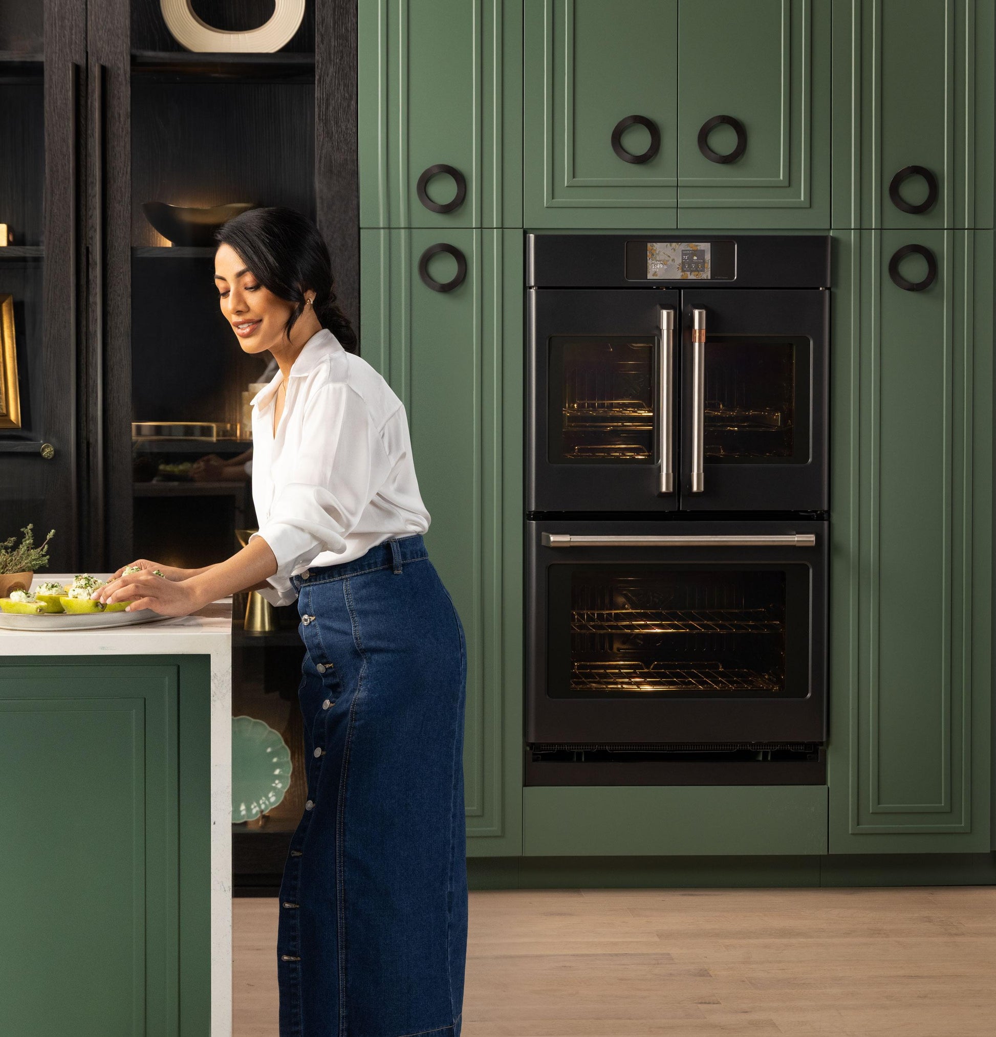 Cafe CTD90FP3ZD1 Café™ Professional Series 30" Smart Built-In Convection French-Door Double Wall Oven