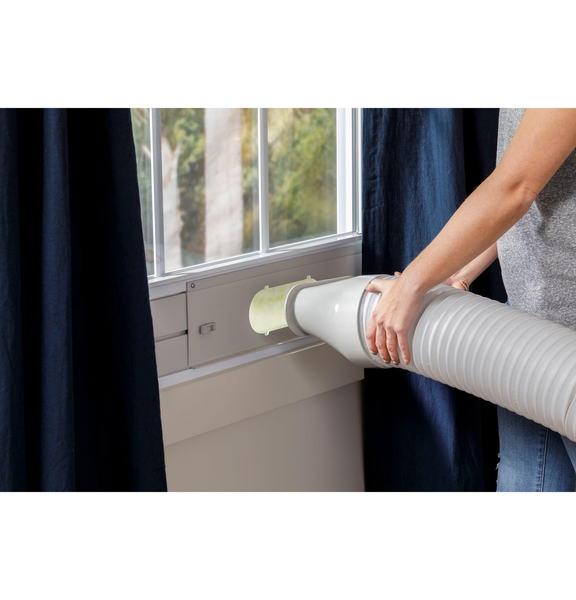 Ge Appliances APMS06BWF Ge® 6,000 Btu Doe Portable Air Conditioner For Small Rooms Up To 250 Sq. Ft.