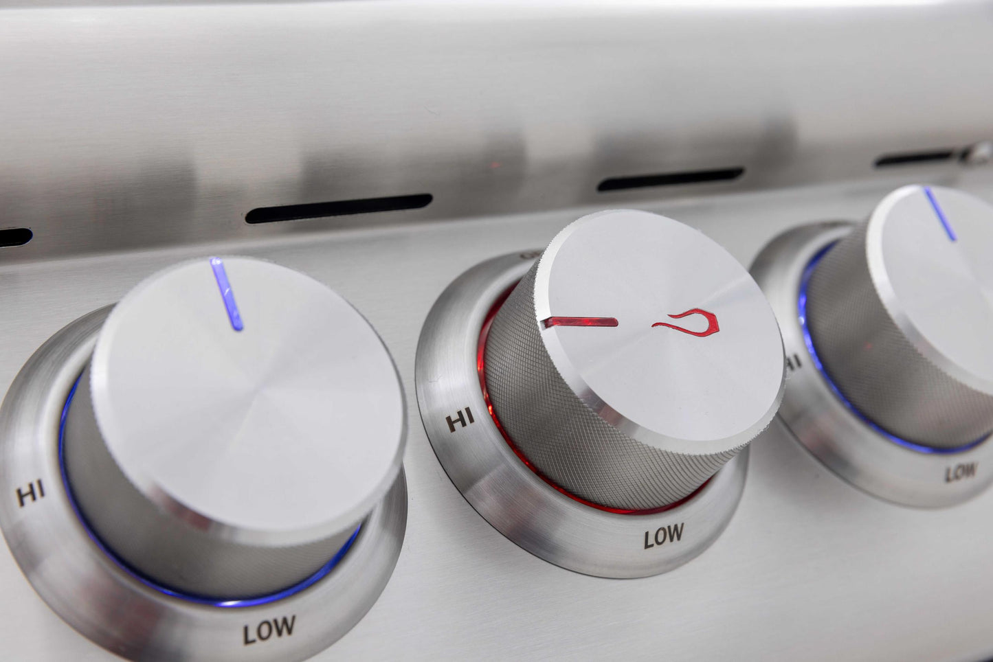 Blaze Grills BLZ4LTE3MGNG Blaze 4-Burner Marine Grade Premium Lte+, With Fuel Type - Natural Gas