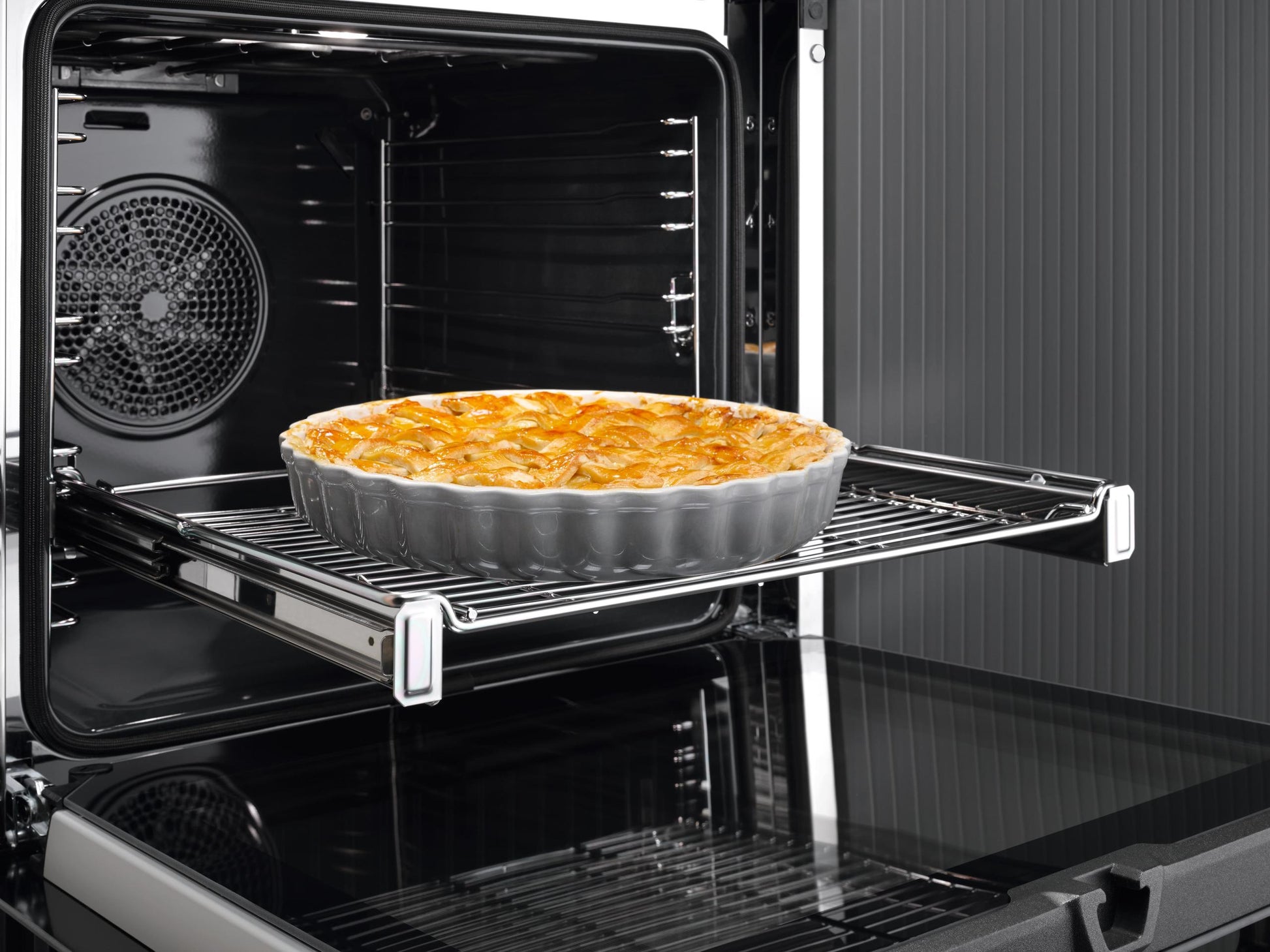 Miele H7660BPGG H 7660 Bp Am Graphite Grey - 24" Oven In A Perfectly Combinable Design With Roast Probe And Brilliantlight.