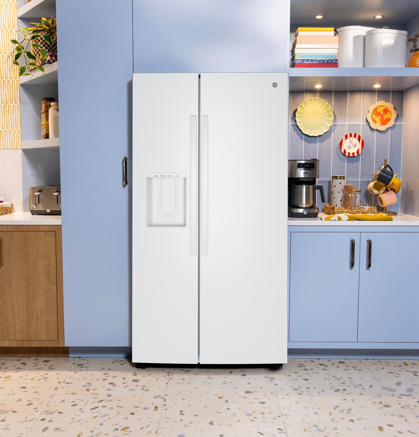 Ge Appliances GSS28NGYWW Ge® 27.9 Cu. Ft. Side-By-Side Refrigerator With Extra Tall Dispenser And In-Door Icemaker