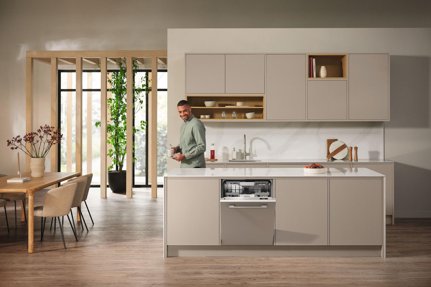 Miele G7186SCVI SCVi Fully integrated dishwashers in standard size AutoDos Stainless Steel with Automatic Dispensing