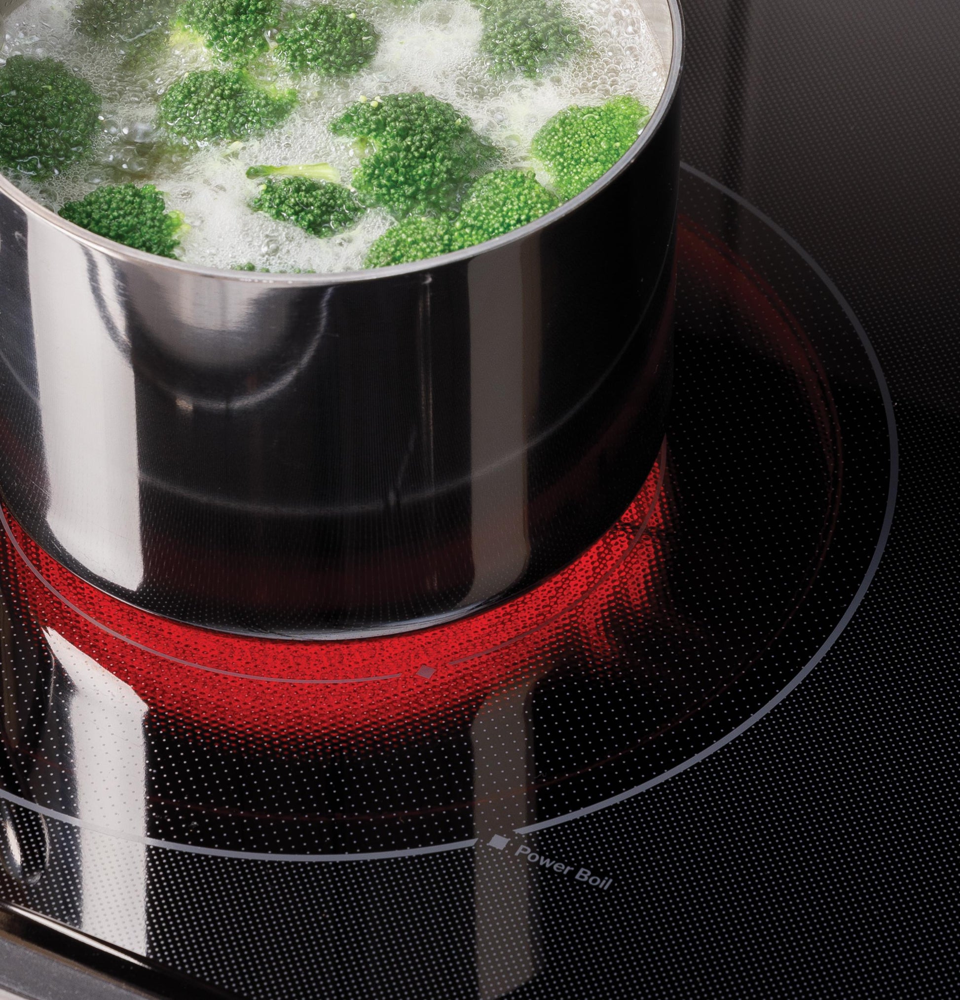 Ge Appliances GRS600AVES Ge® 30" Slide-In Electric Convection Range With No Preheat Air Fry And Easywash™ Oven Tray