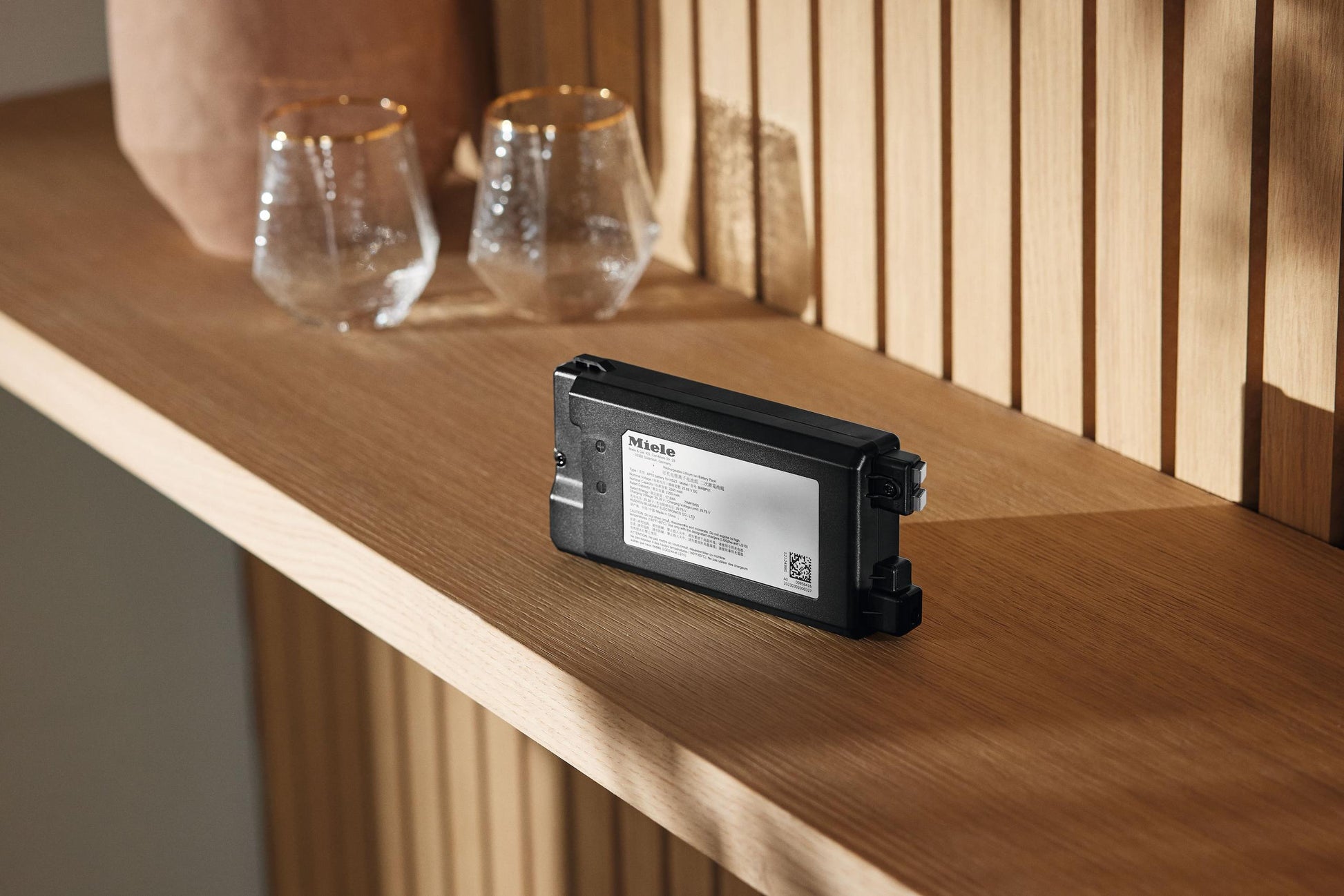 Miele HXLA21 Duoflex Lithium-Ion Battery - Allows Up To 55 Minutes Of Cleaning.