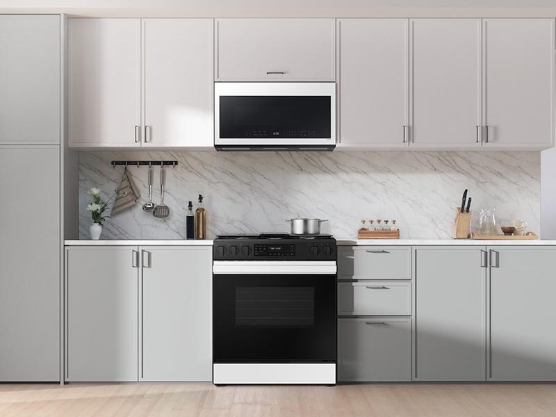 Samsung NSG6DB830012 Bespoke 6.0 Cu. Ft. Smart Slide-In Gas Range With Air Fry & Precision Knobs In White Glass