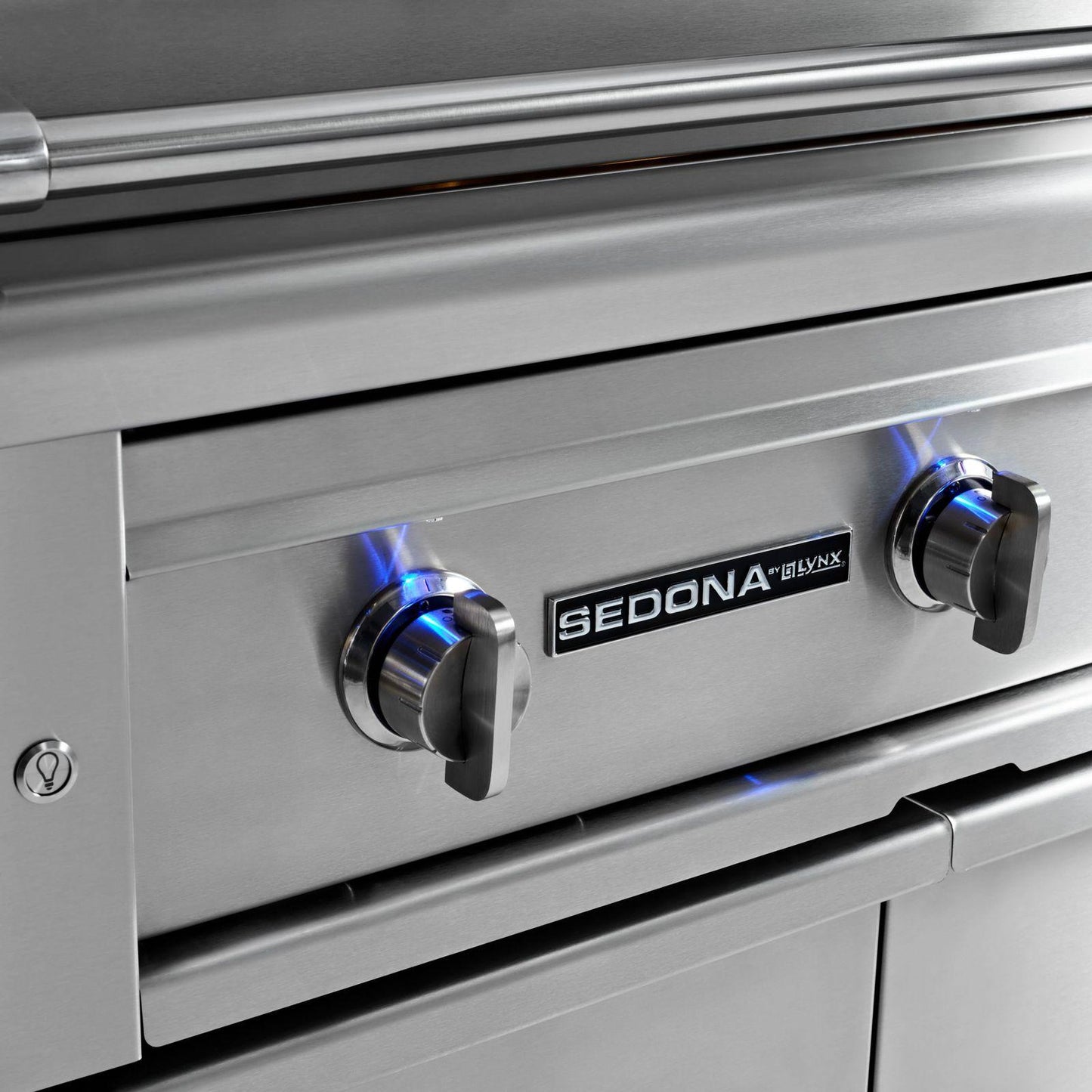 Lynx L601ADALP 36" Ada Compliant Grill - 1 Prosear Burner & 2 Stainless Steel Burners (L601Ada)