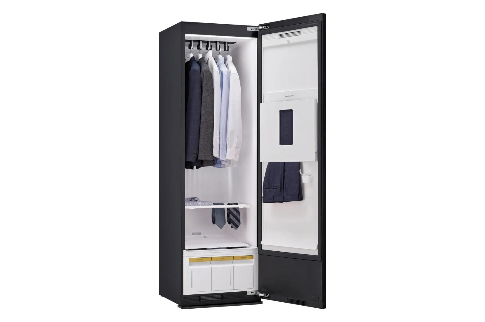 Lg SC5GQR8GA Lg Signature Styler® Smart Steam Closet With Dual Truesteam® Technology, Dynamic Movinghanger™ And Built-In Handysteamer™