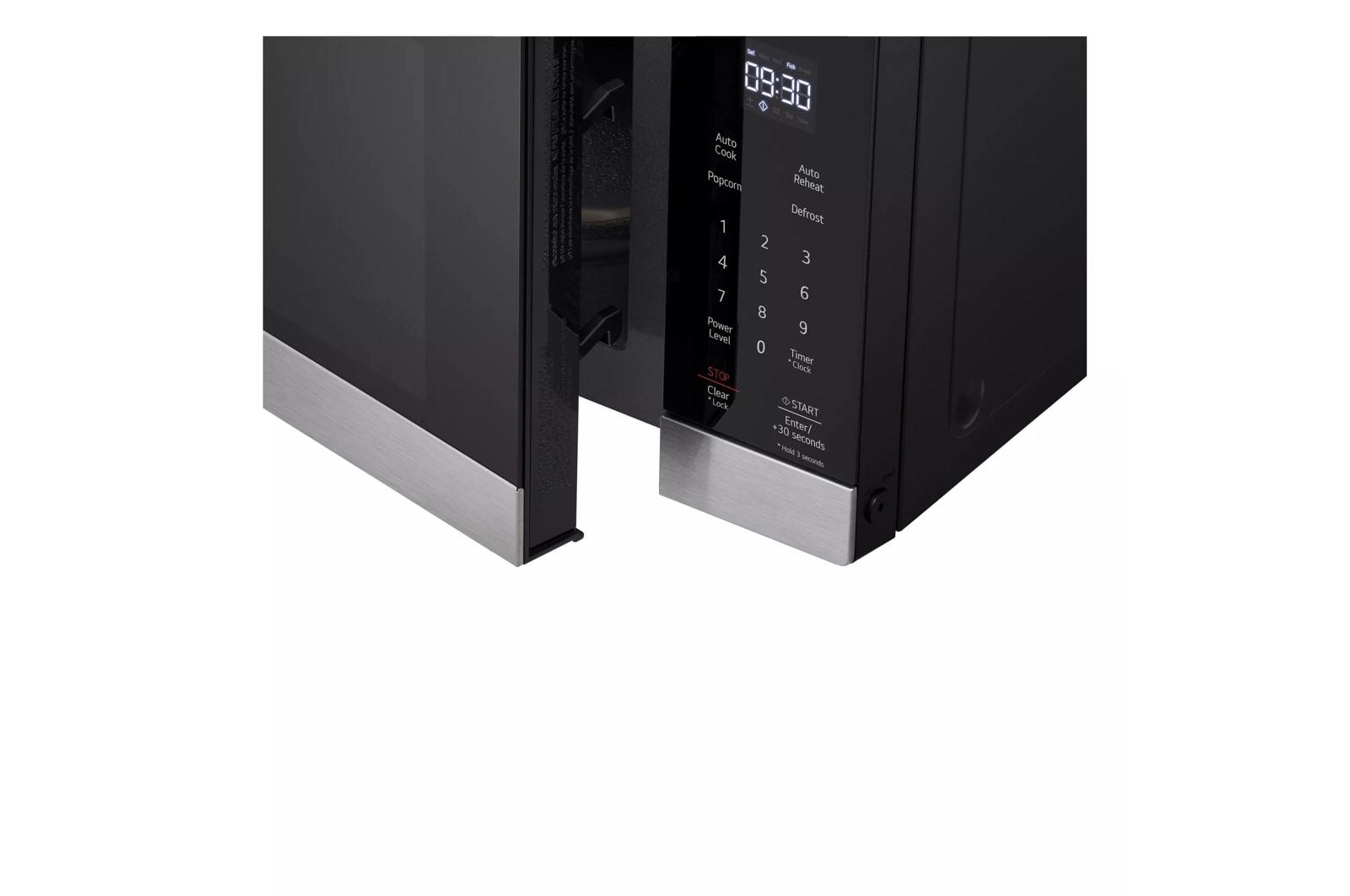 Lg MSER0990S 0.9 Cu. Ft. Neochef™ Countertop Microwave With Smart Inverter