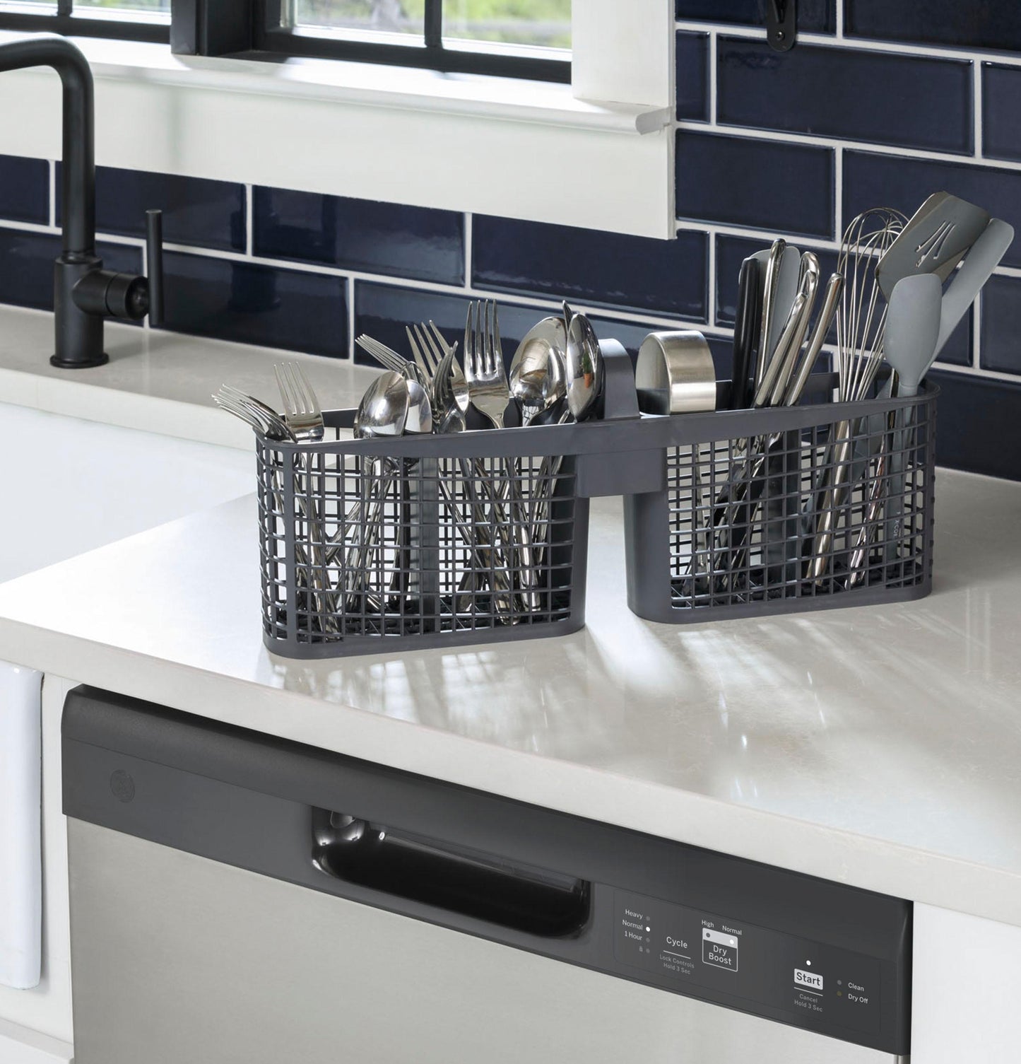 Ge Appliances GDF450PSZSS Ge® Dishwasher With Front Controls