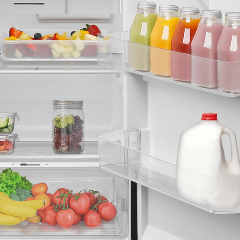 Element Appliance ERT16CGDB Element 16.0 Cu. Ft. Top Freezer Refrigerator - Black, Energy Star