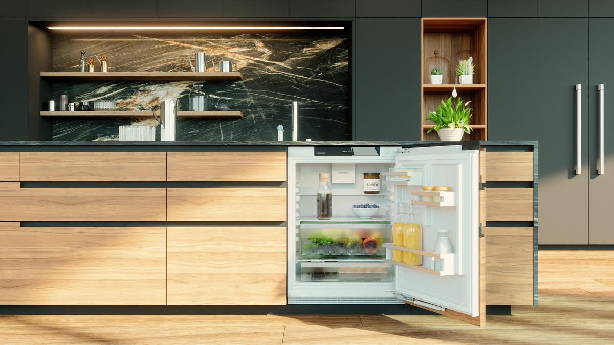 Liebherr UR3750 Fridge Suitable For Undercounter Installation With Easyfresh