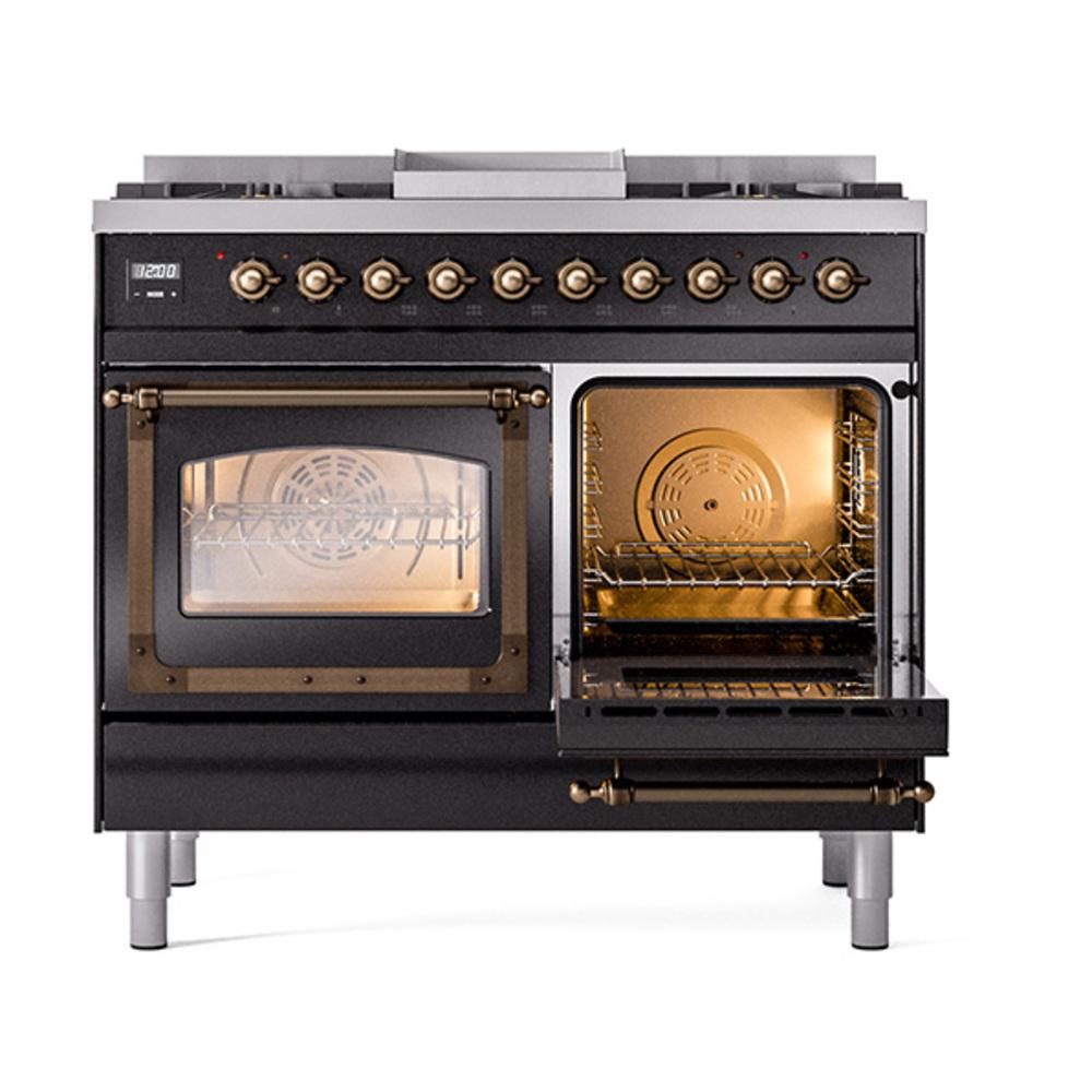 Ilve UND40FNMPBKB Ilve Und40Fnmpbkb Nostalgie Ii Noblesse 40" Dual Fuel Range (Natural Gas, Triple Glass Door, Glossy Black, Burnished)
