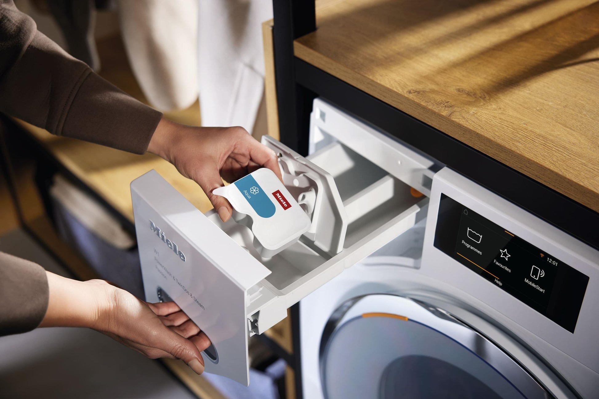 Miele WACSOA0902L Aqua Capsules - 9-Pack Of Fabric Softener For Freshly Scented Laundry. Easyopen.