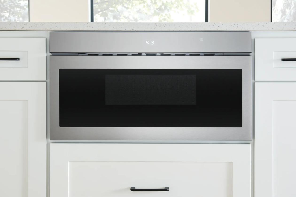 Frigidaire UMBW3011AS 30" Built-In Drawer Microwave