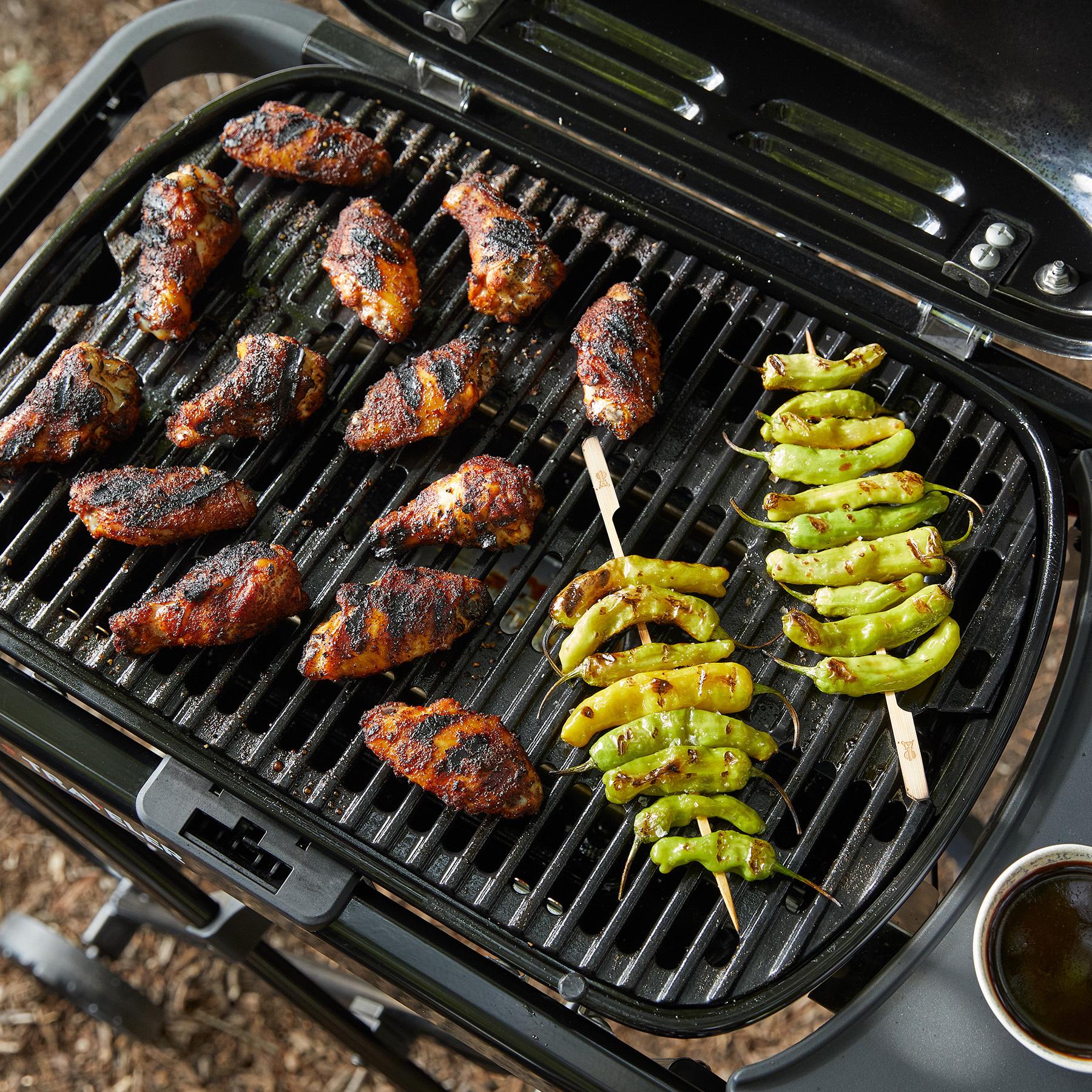 Weber 1501741 Weber Traveler® Compact Portable Gas Grill - Black