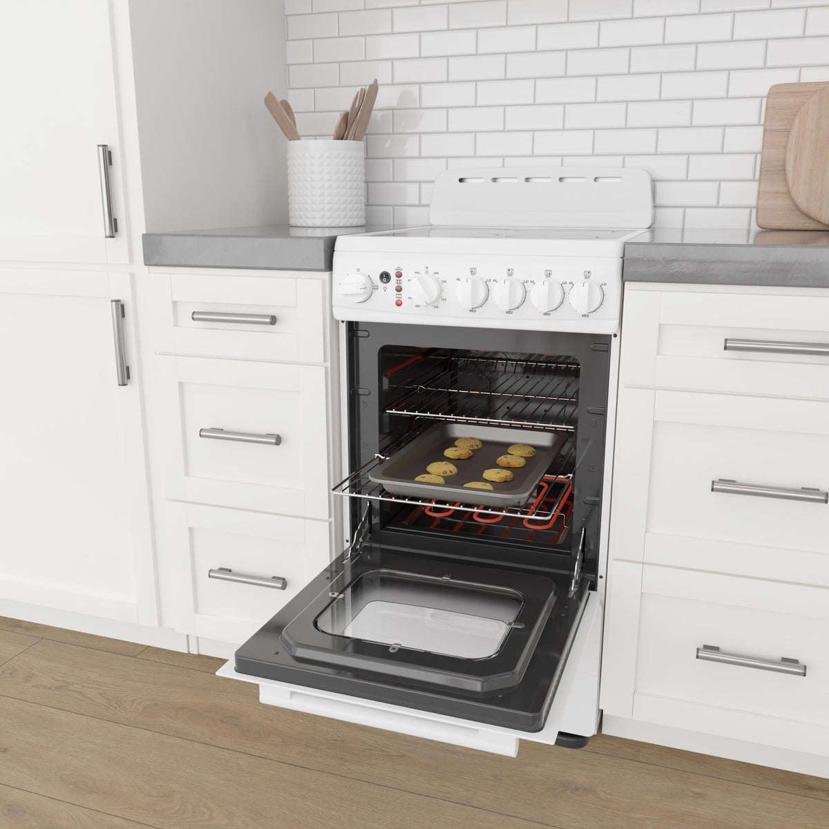Avanti CERU200P0W Avanti 20-Inch Freestanding Electric Range With Ceramic Glass Cooktop, In White (Ceru200P0W)