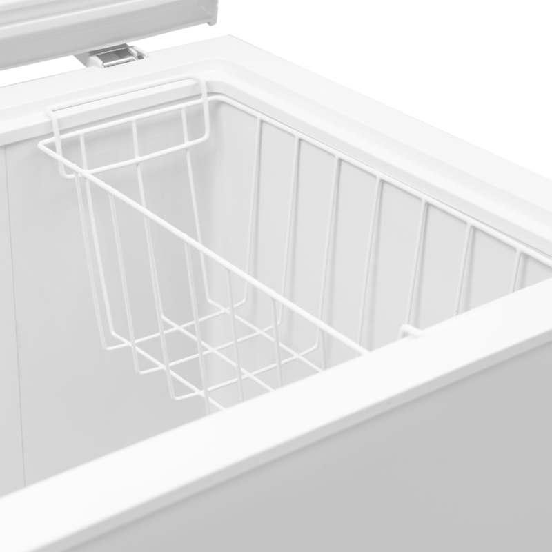Element Appliance ECF70MD2EW Element 7.0 Cu. Ft. Chest Freezer - White (Ecf70Md2Ew)