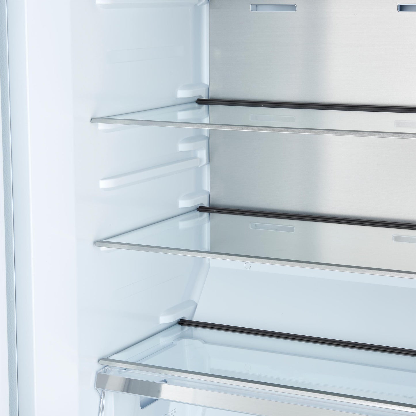 Forno FFFFD172228WHTLS Forno Maderno 28-Inch Convertible Upright Freezer/Refrigerator In White With Antique Brass Handle, 13.6 Cu.Ft., Left Swing