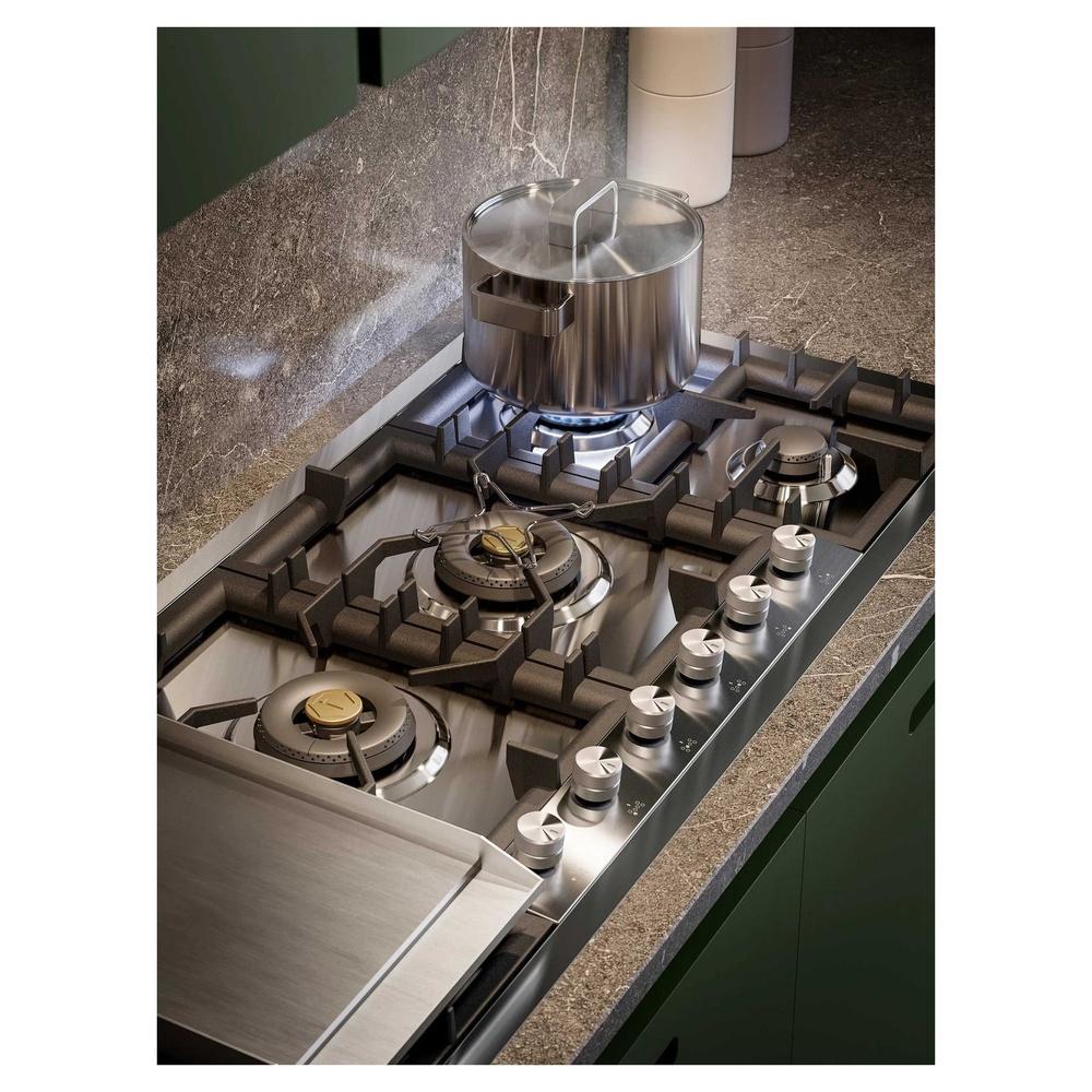 Ilve UHCPT125FSSLP Ilve Uhcpt125Fsslp Professional Plus Ii 48 Inch Built-In Gas Cooktop With Total Black Brass Burners, In Stainless Steel (6 Sealed Burners + Left Griddle, Liquid Propane)