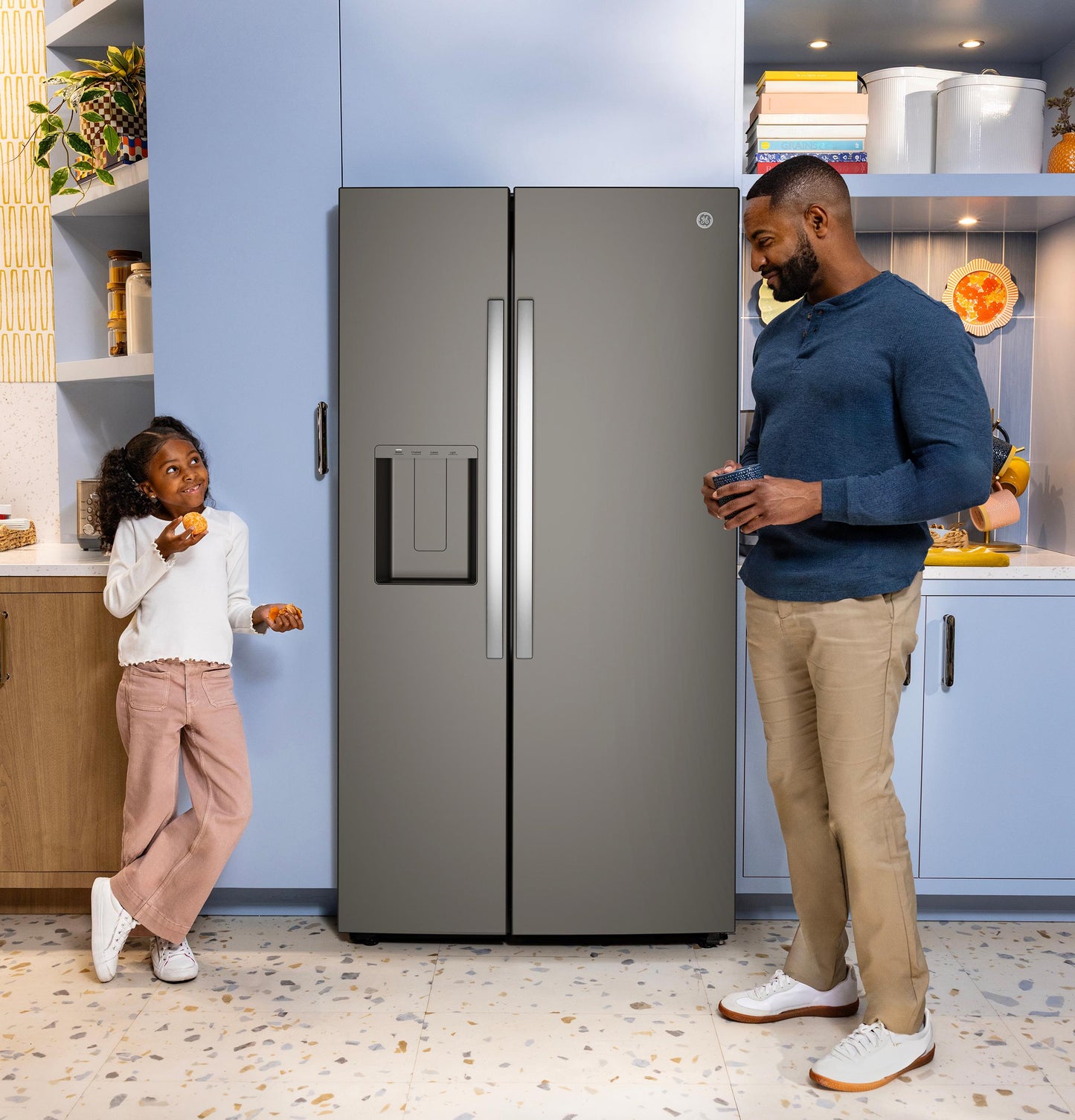 Ge Appliances GSS28NMYES Ge® 27.9 Cu. Ft. Side-By-Side Refrigerator With Extra Tall Dispenser And In-Door Icemaker