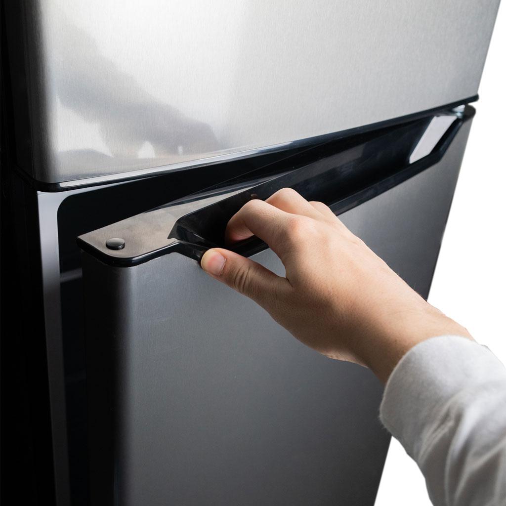 Danby DCR045B1SLDB Danby 4.5 Cu. Ft. 2 Door Compact Fridge In Stainless Steel Look