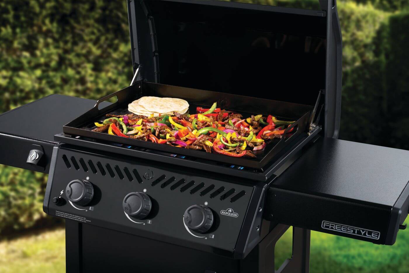 Napoleon Bbq F24DFTNK Freestyle 24 Inch Pre-Seasoned Non-Stick Griddle , Natural Gas, Black