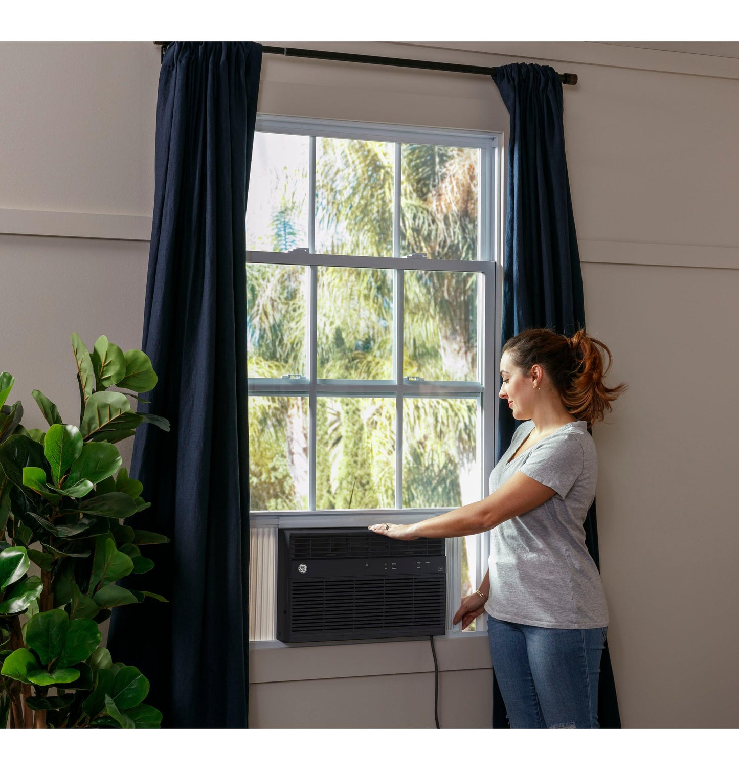 Ge Appliances AHEU08BC Ge® Energy Star® 8,000 Btu Smart Electronic Window Air Conditioner For Medium Rooms Up To 350 Sq. Ft., Black