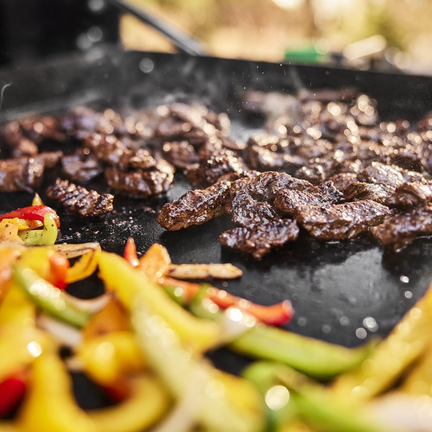 Weber 1501345 Slate® 28" Rust-Resistant Griddle - Black