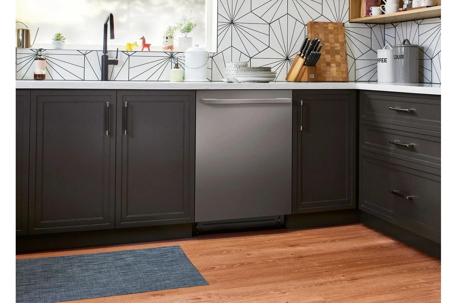 Lg LDNTM545D Smart Flushfit™ Top Control Dishwasher With 1-Hour Wash & Dry, Quadwash® Pro, And Dynamic Heat Dry™ W/Autovent Dry™