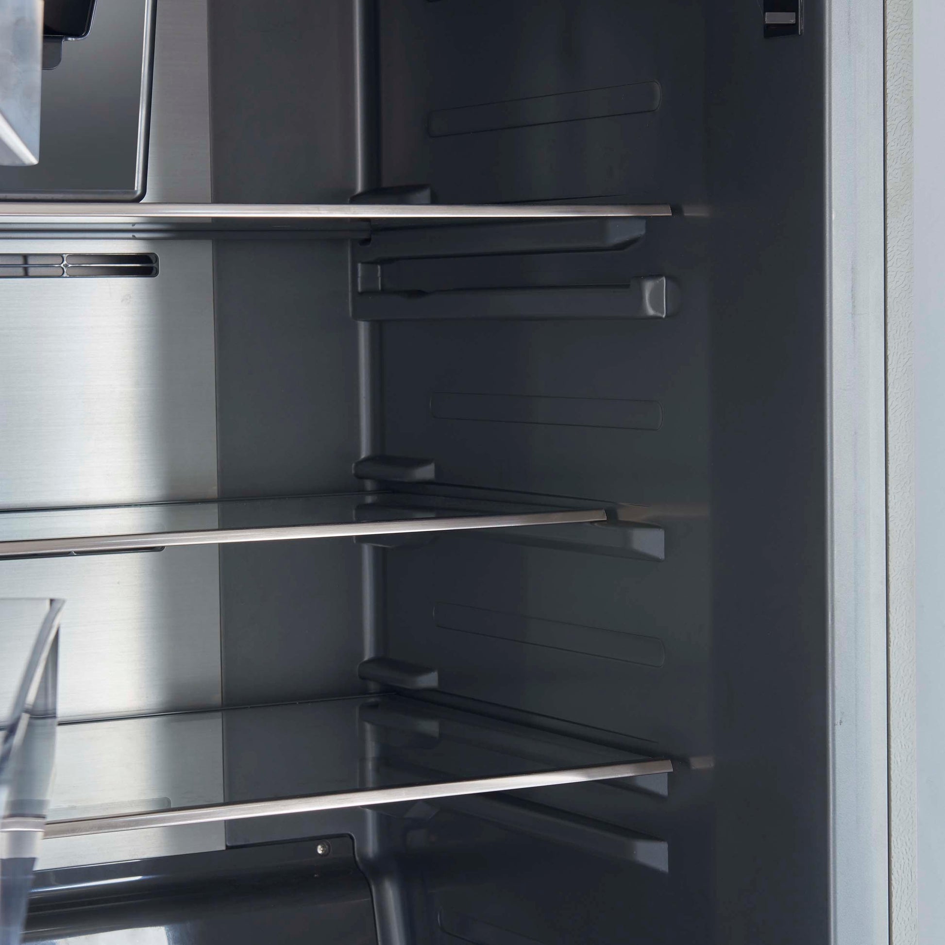 Forno FFFFD173832LMG Forno Fortezza 32 Inch Left-Swing Freezer With Trim Kit, Stainless Steel, With Automatic Ice Maker