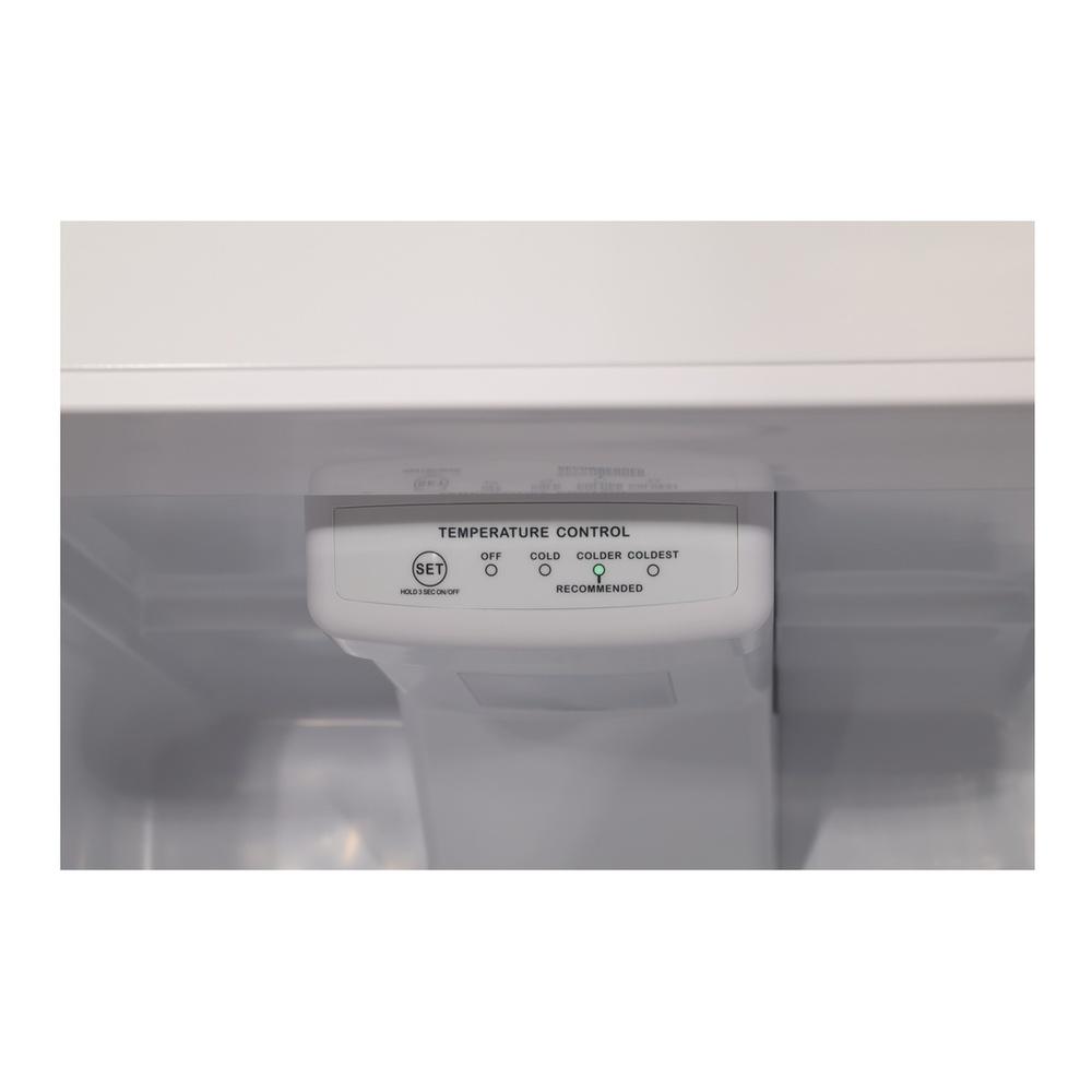 Verona VEFTF2817RWH Verona Veftf2817Rwh 28 Inch Top Freezer Refrigerator With 17.6 Cu. Ft. Total Capacity, Reversible Doors, Recessed Handle, Energy Star (White)