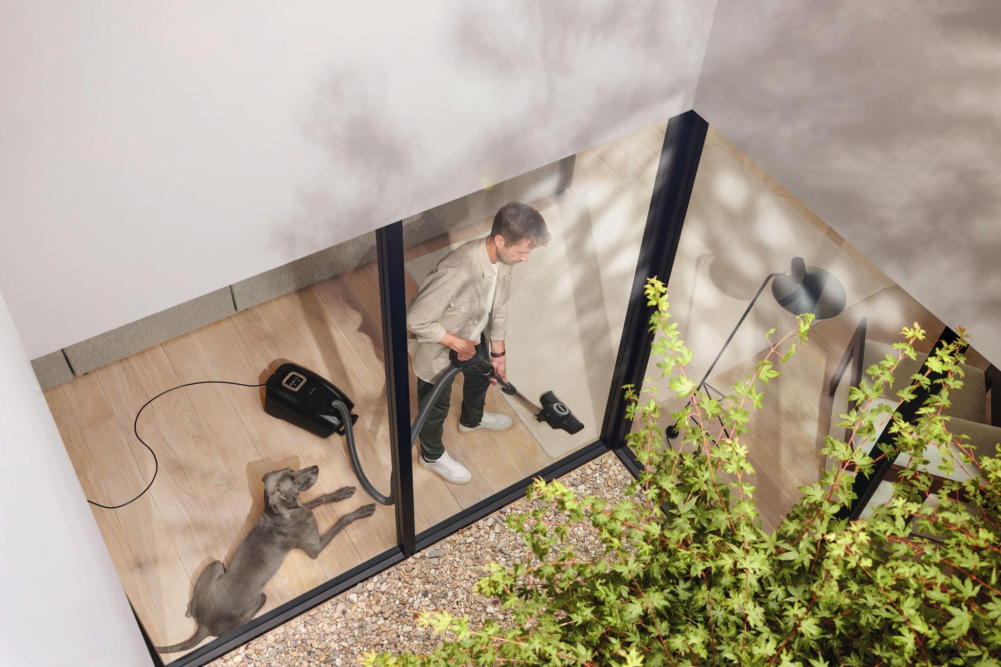 Miele GUARDL1CATDOGOB Guard L1 Cat & Dog Obsidian Black - Canister Vacuum Cleaners Powerful Attachment For Removing Pet Hair Ideal For Pet Owners