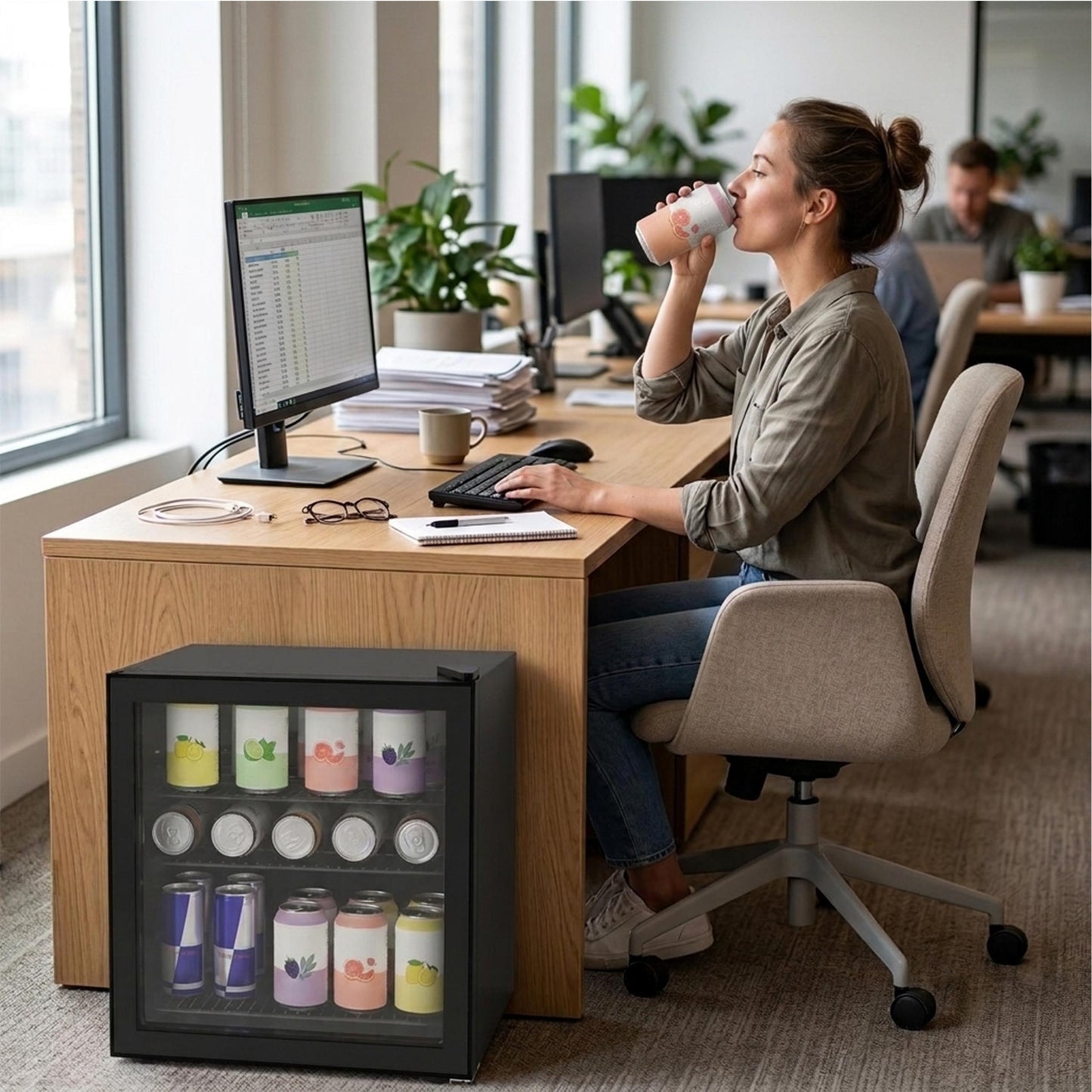 Avanti AVBC17F2PG Avanti Beverage Center, 60 Can Capacity, In Black (Avbc17F2Pg)