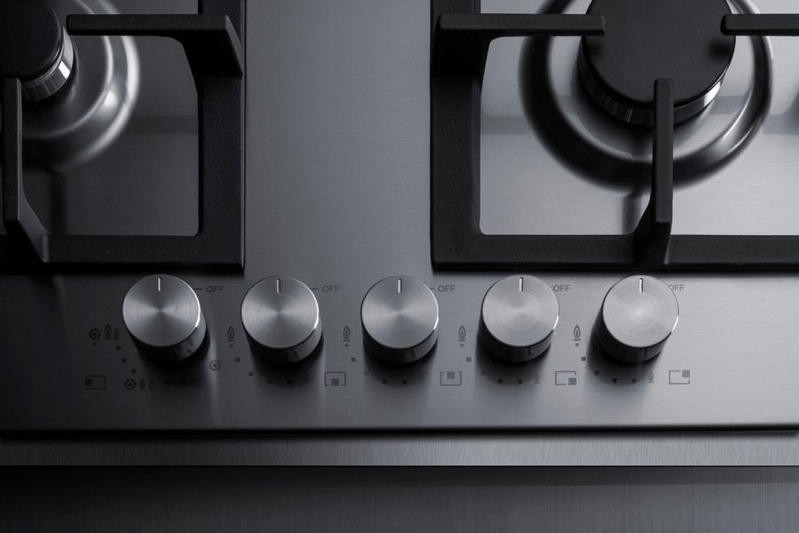 Summit GCJ536SSLPTK 36" Wide 5-Burner Propane Gas Cooktop In Stainless Steel
