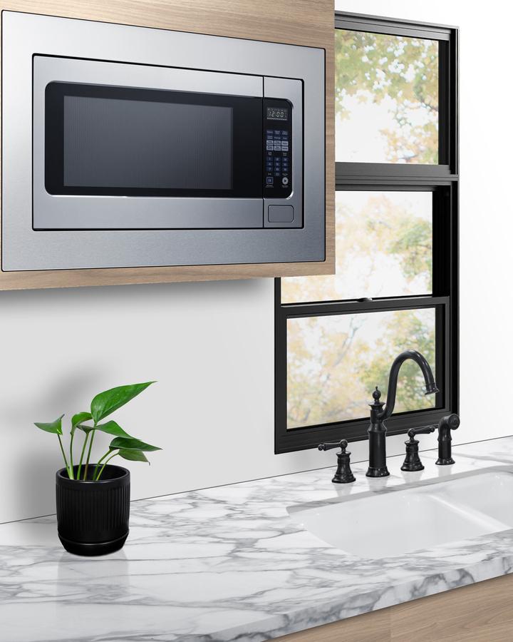 Summit TKSM30 30" Built-In Microwave Trim Kit - Thumbnail 4