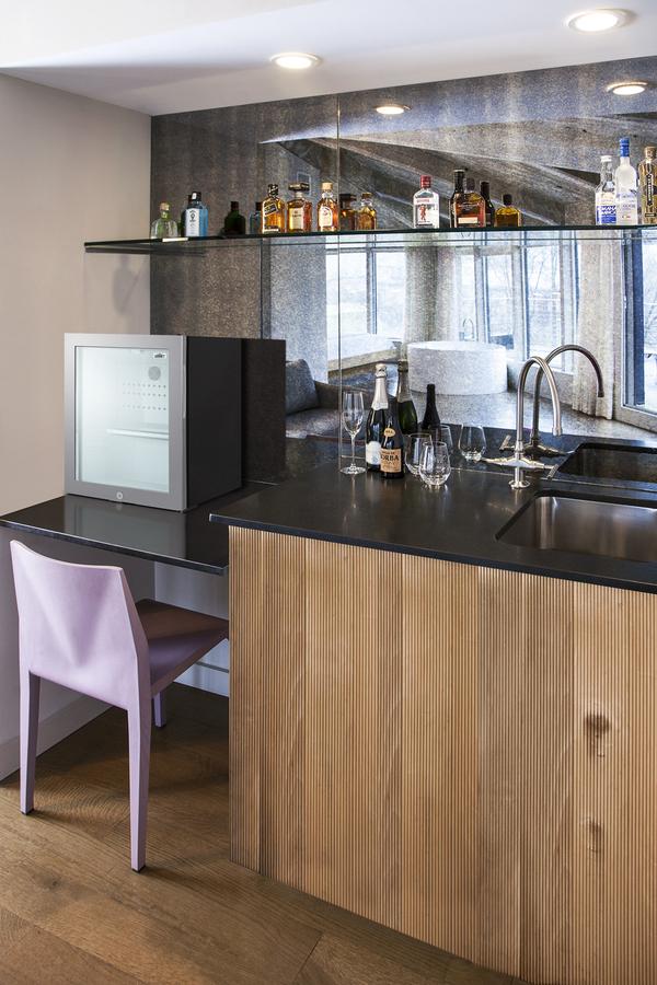 Summit MB13GLSS 16" Wide Compact Minibar