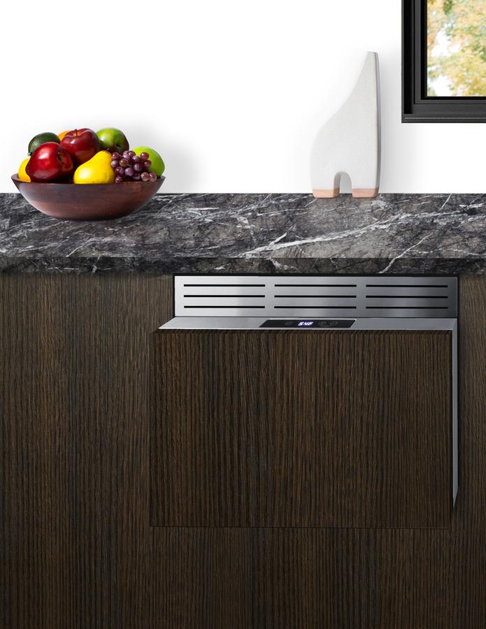 Summit COOL1D 18" Wide Built-In Wine/Beverage Cooler Drawer