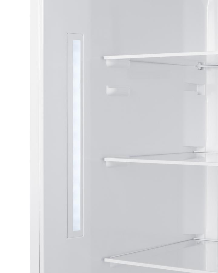 Summit CTR151W 28" Wide Top-Mount Refrigerator-Freezer