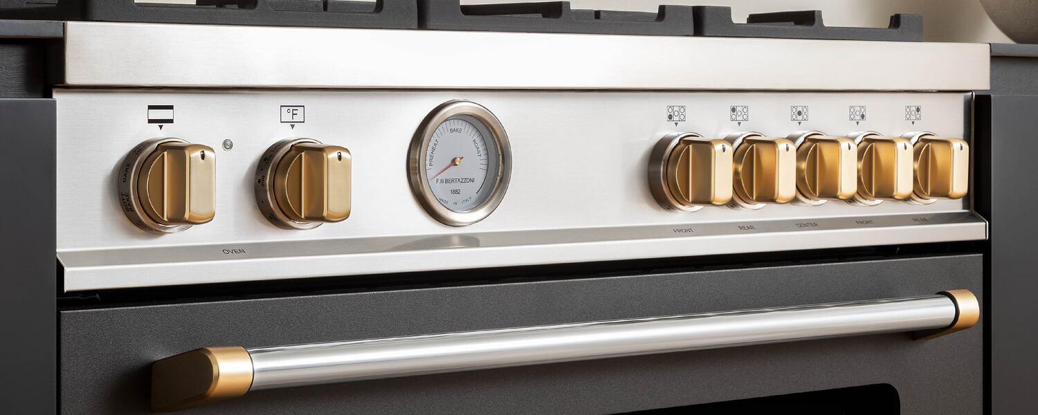 Bertazzoni MAS305DFMBG 30 Inch Dual Fuel, 5 Burners, Electric Oven - Gold Accents Bianco Matt/Gold