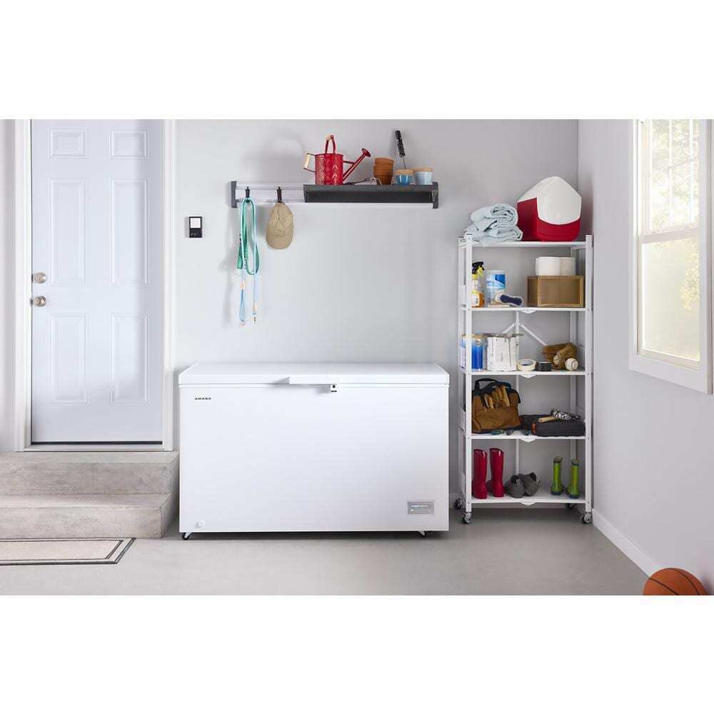 Amana AZCC2316TW Amana® 16 Cu. Ft. Chest Freezer With Up-Front Temperature Control System