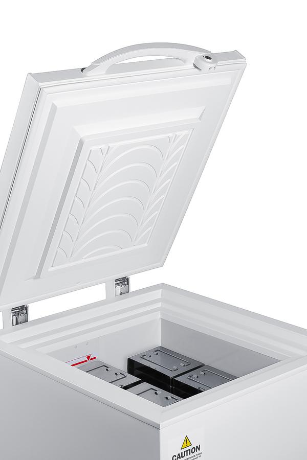 Summit LAB8R6 3 Cu.Ft. -85 C Ultra Low Chest Freezer