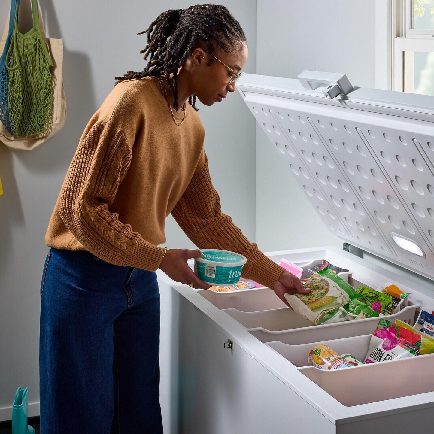 Whirlpool WZCC5522TW Whirlpool® 22 Cu. Ft. Convertible Freezer-To-Fridge Chest Freezer With 4 Storage Baskets