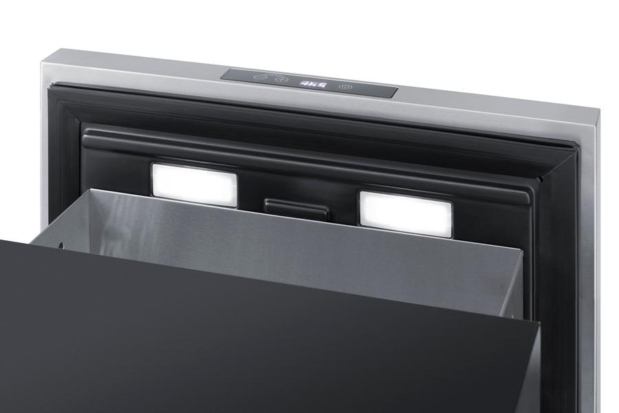 Summit COOL1D 18" Wide Built-In Wine/Beverage Cooler Drawer