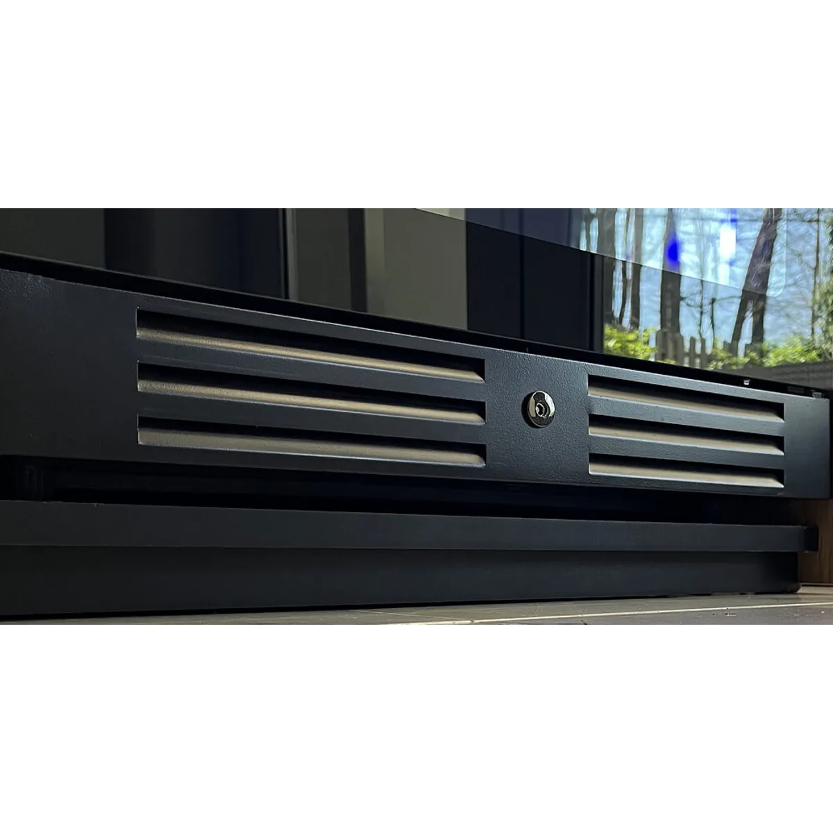 Xo Appliance XOU2470WGB Tall Single Zone Wine Black Glass