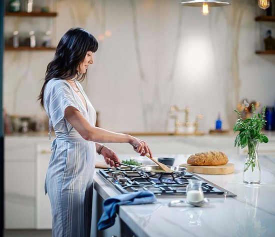 Thermador SGS365TS 36-Inch Masterpiece® Star® Burner Gas Cooktop