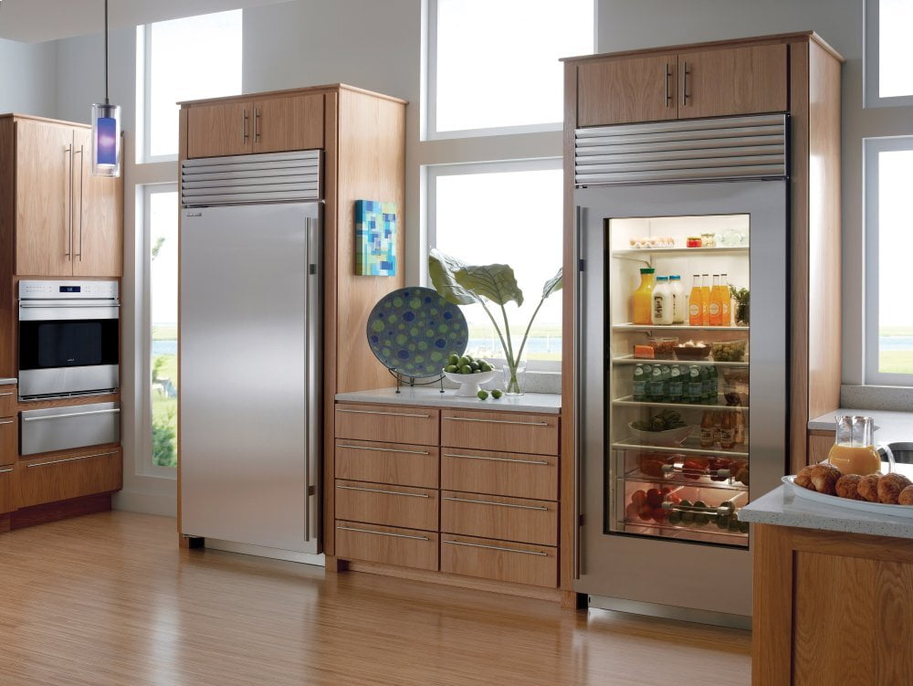 Sub-Zero BI36RASTHRH 36" Classic Refrigerator With Glass Door