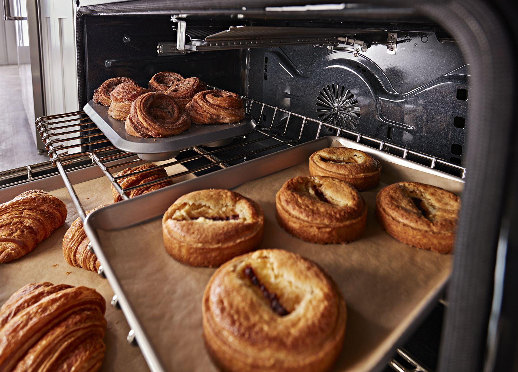 Kitchenaid KFGC506JYP Kitchenaid® 36'' Smart Commercial-Style Gas Range With 6 Burners - Yellow Pepper