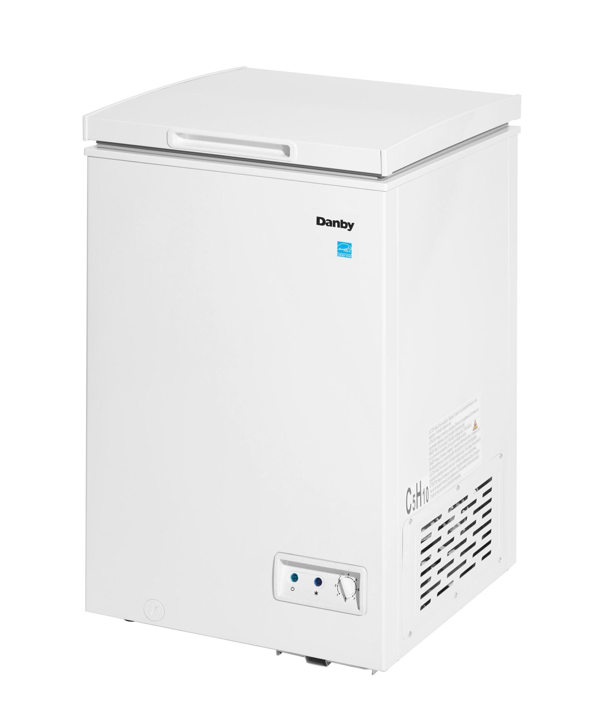 Danby DCF035A5WDB Danby 3.5 Cu. Ft. Chest Freezer In White
