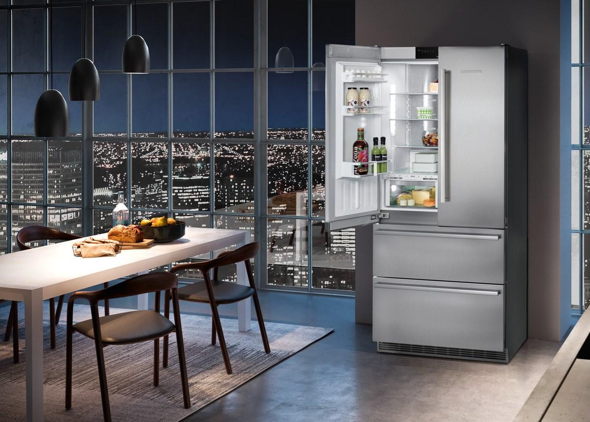 Liebherr CBS2092 Fridge-Freezer With Biofresh And Nofrost